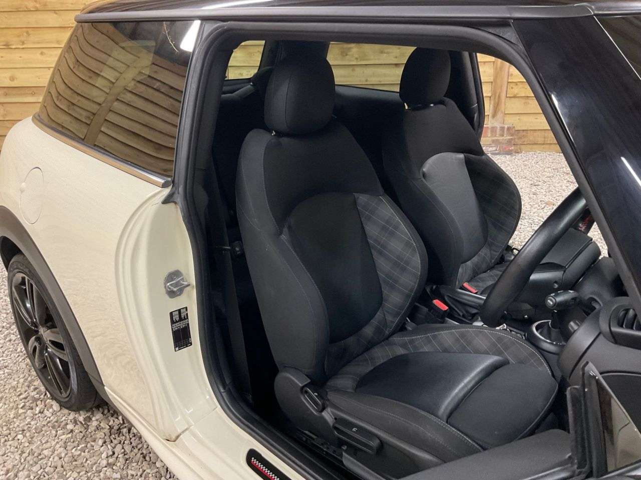 2018 MINI HATCH 2018 MINI HATCH