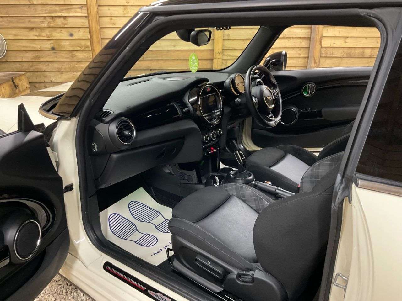 2018 MINI HATCH 2018 MINI HATCH