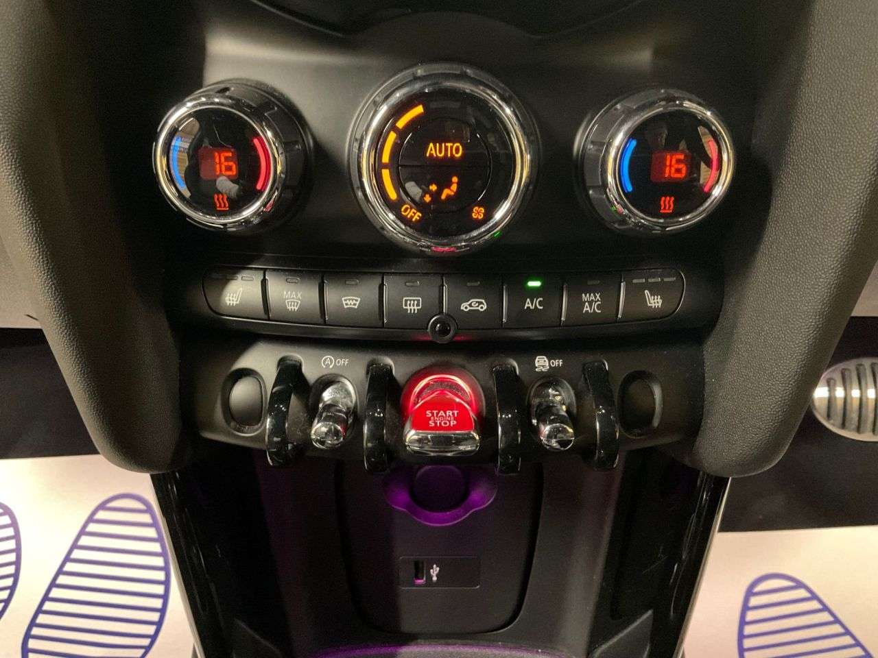 2018 MINI HATCH 2018 MINI HATCH