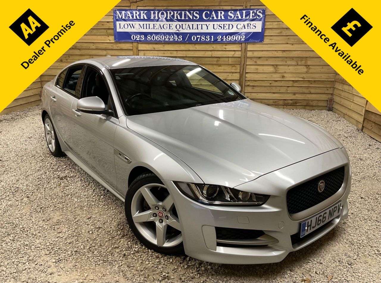 A 2016 JAGUAR XE 2.0d R-Sport Saloon 4dr Diesel Auto Euro 6 (s/s) (180 ps) DEMO+ONE OWNER HI A 2016 JAGUAR XE 2.0d R-Sport Saloon 4dr Diesel Auto Euro 6 (s/s) (180 ps) DEMO+ONE OWNER HI