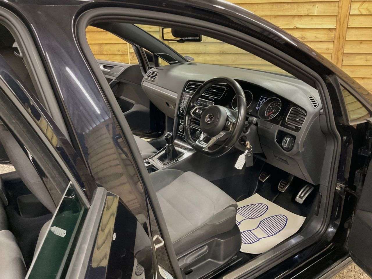 2016 VOLKSWAGEN GOLF 2016 VOLKSWAGEN GOLF