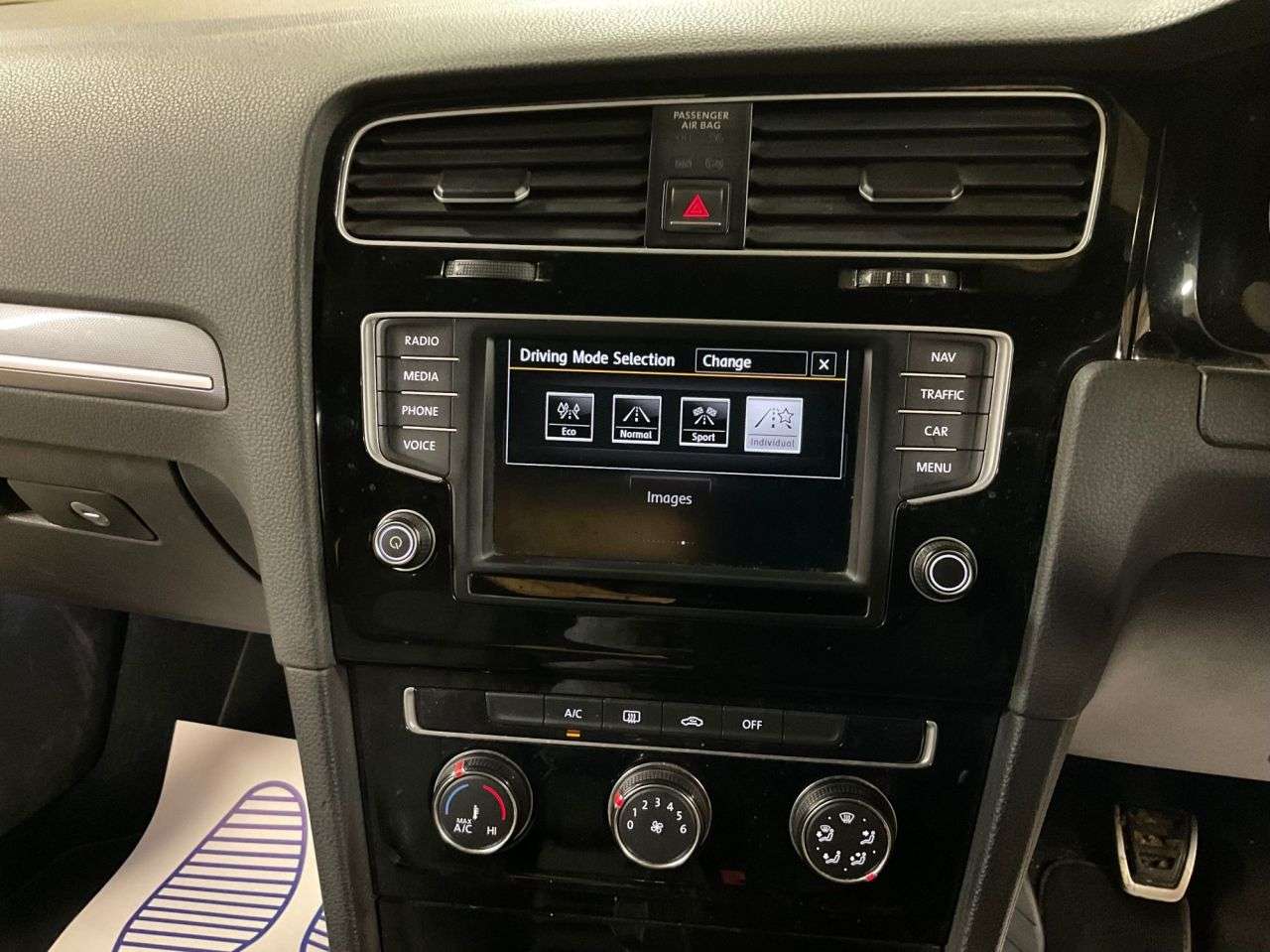 2016 VOLKSWAGEN GOLF 2016 VOLKSWAGEN GOLF