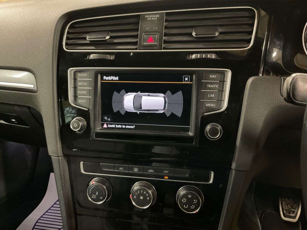 2016 VOLKSWAGEN GOLF 2016 VOLKSWAGEN GOLF