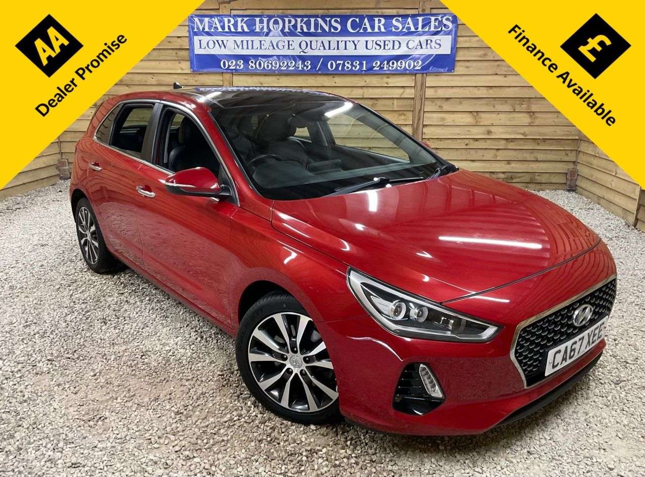 A 2017 HYUNDAI I30 1.6 CRDi Blue Drive Premium SE Hatchback 5dr Diesel DCT Euro 6 (s/s) (110 p A 2017 HYUNDAI I30 1.6 CRDi Blue Drive Premium SE Hatchback 5dr Diesel DCT Euro 6 (s/s) (110 p