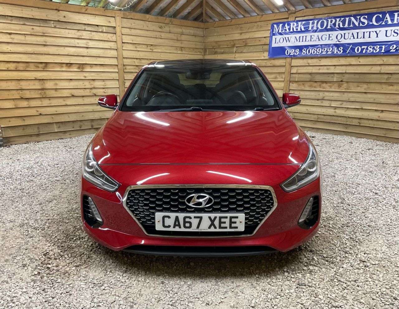 A 2017 HYUNDAI I30 1.6 CRDi Blue Drive Premium SE Hatchback 5dr Diesel DCT Euro 6 (s/s) (110 p A 2017 HYUNDAI I30 1.6 CRDi Blue Drive Premium SE Hatchback 5dr Diesel DCT Euro 6 (s/s) (110 p