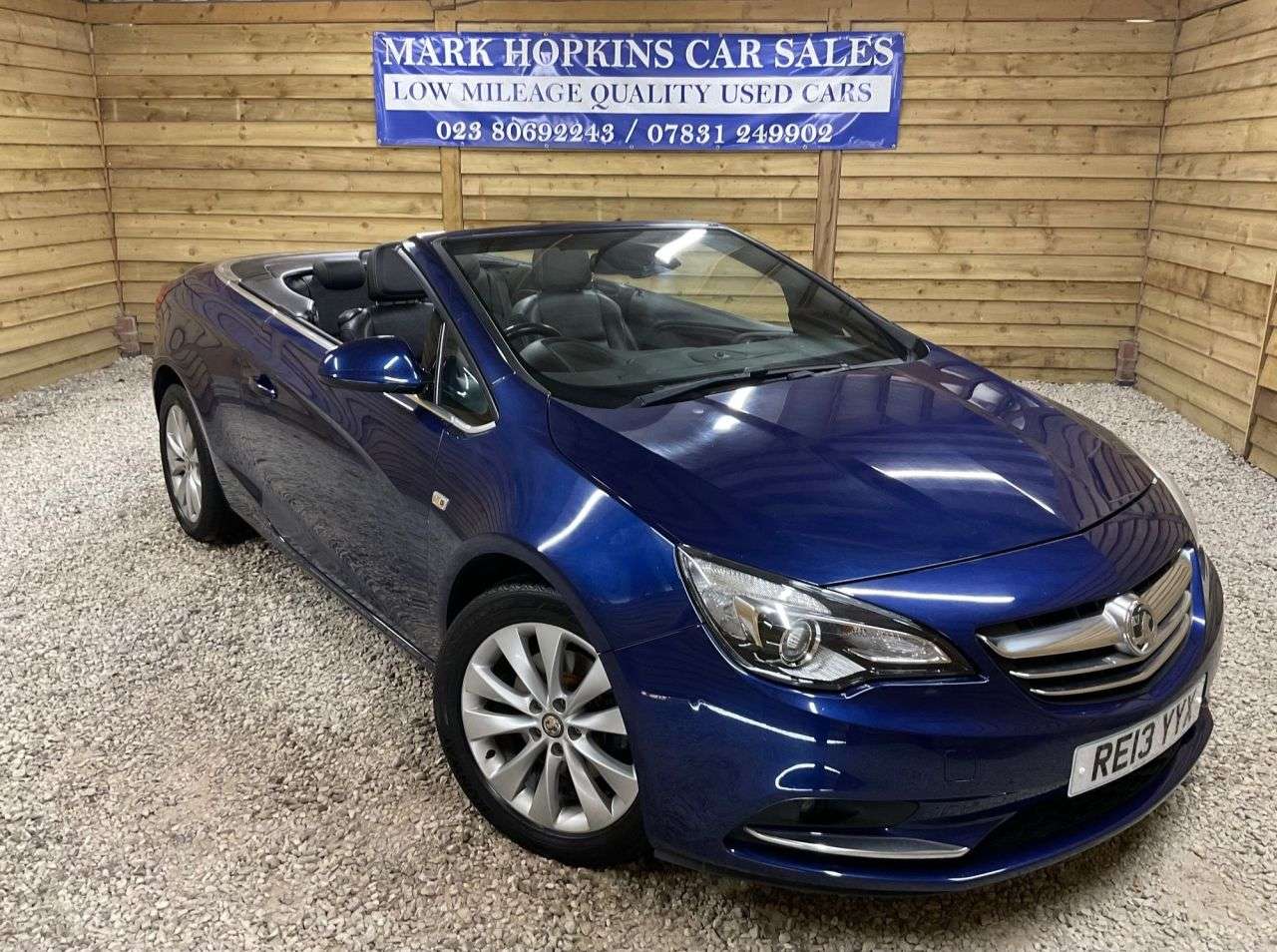 A 2013 VAUXHALL CASCADA 1.4T Elite Convertible 2dr Petrol Manual Euro 5 (s/s) (140 ps) TWO LOCAL OW A 2013 VAUXHALL CASCADA 1.4T Elite Convertible 2dr Petrol Manual Euro 5 (s/s) (140 ps) TWO LOCAL OW