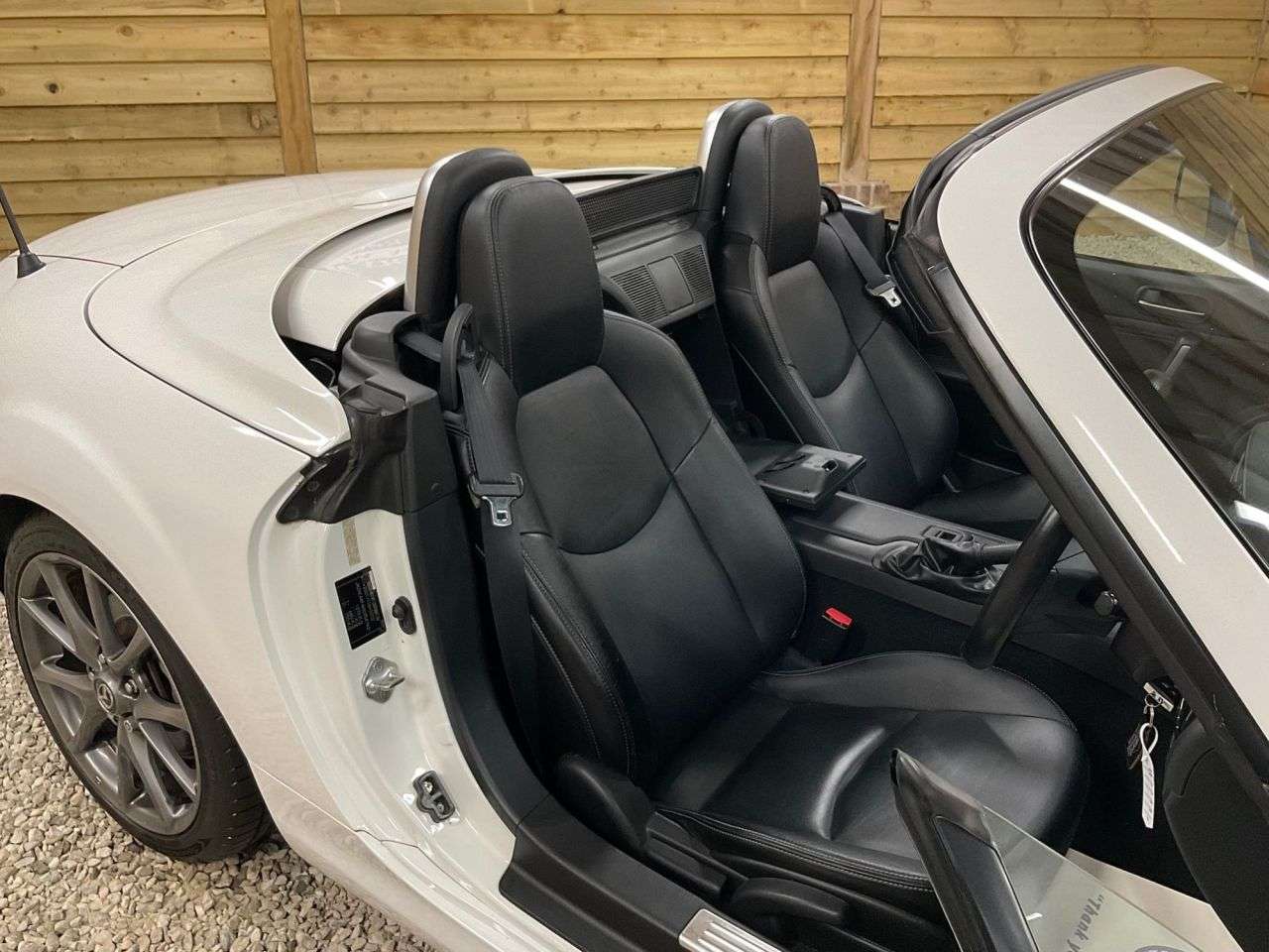 2013 MAZDA MX-5 2013 MAZDA MX-5