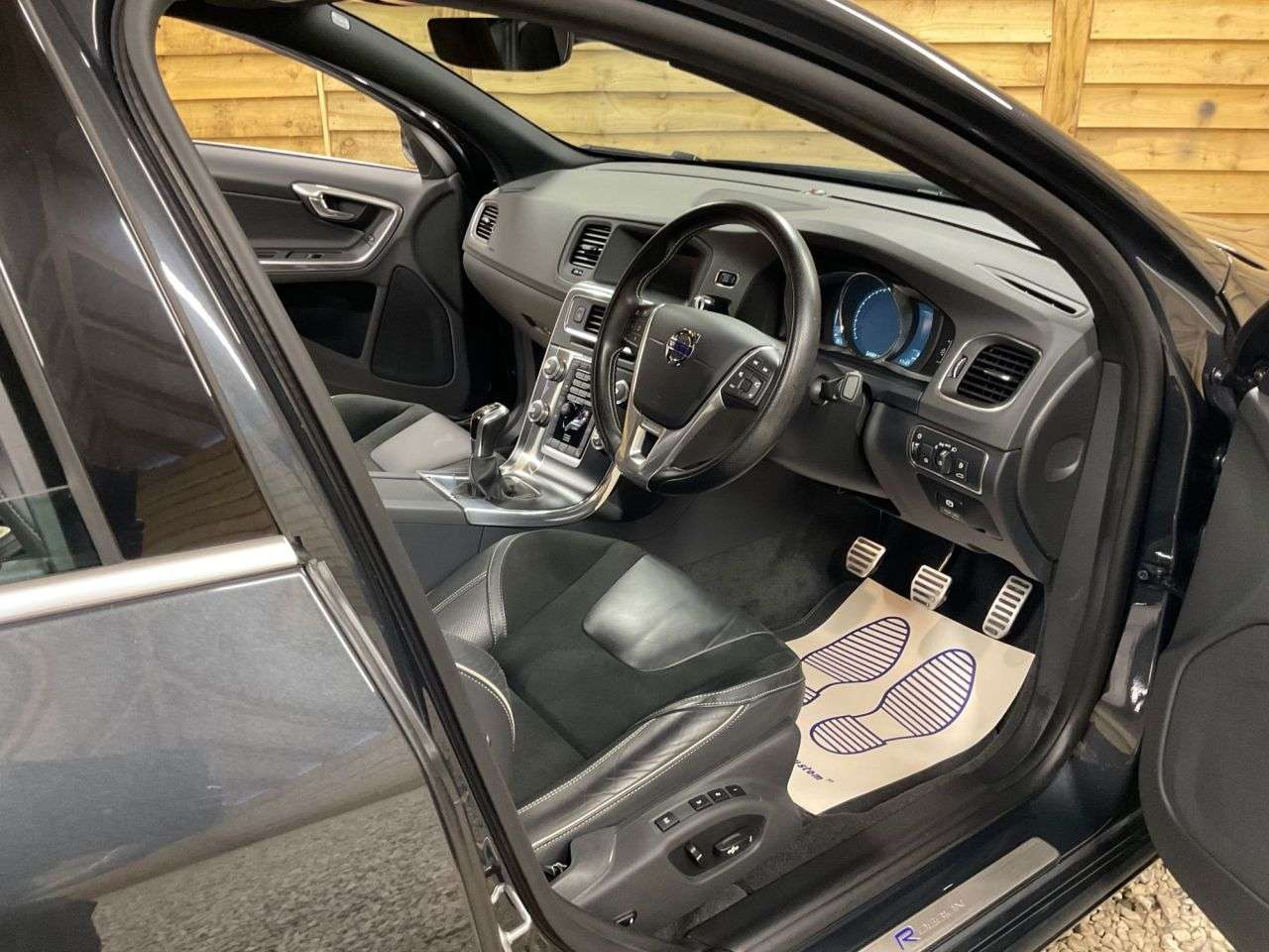 2014 VOLVO S60 2014 VOLVO S60