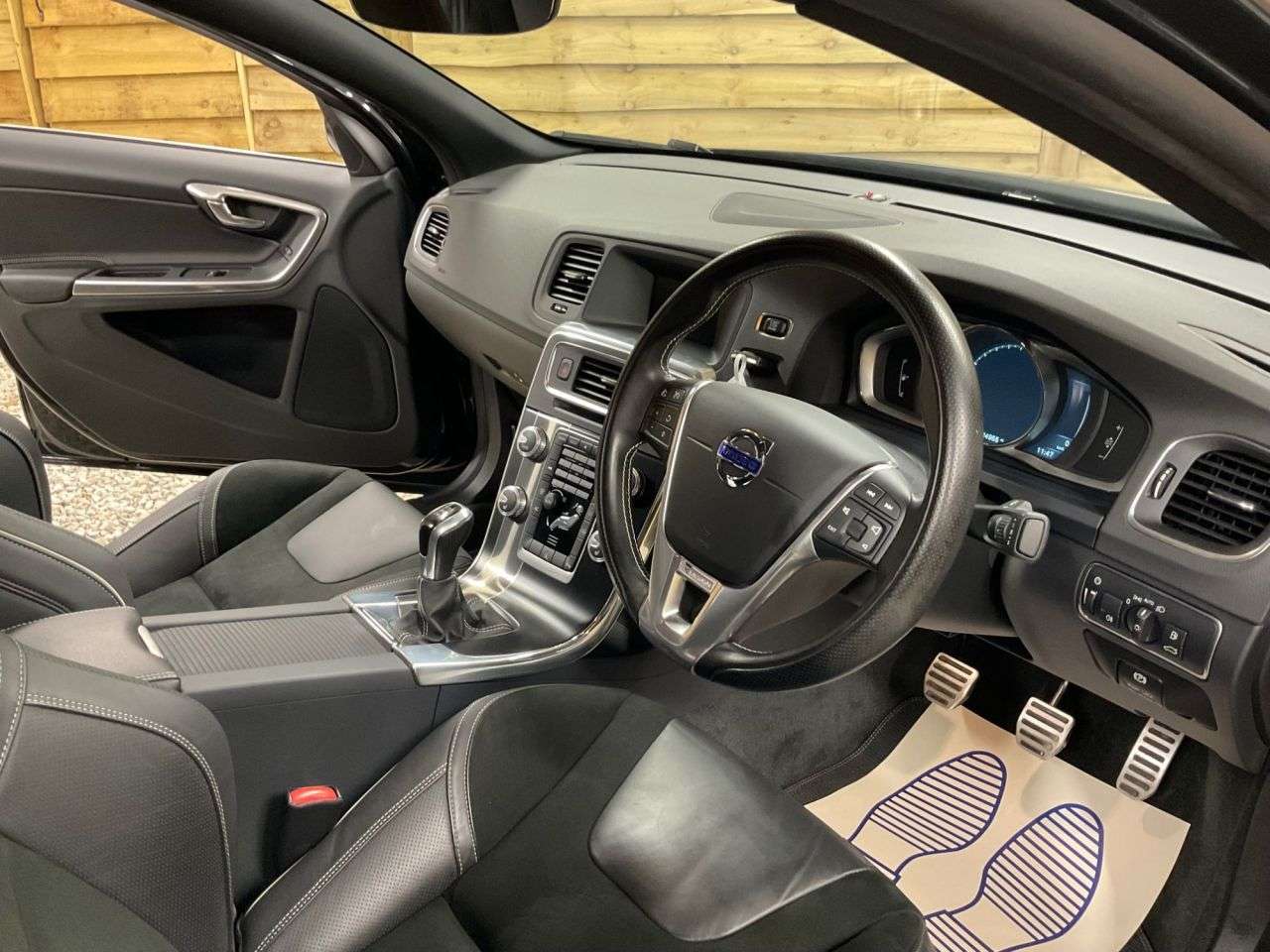 2014 VOLVO S60 2014 VOLVO S60