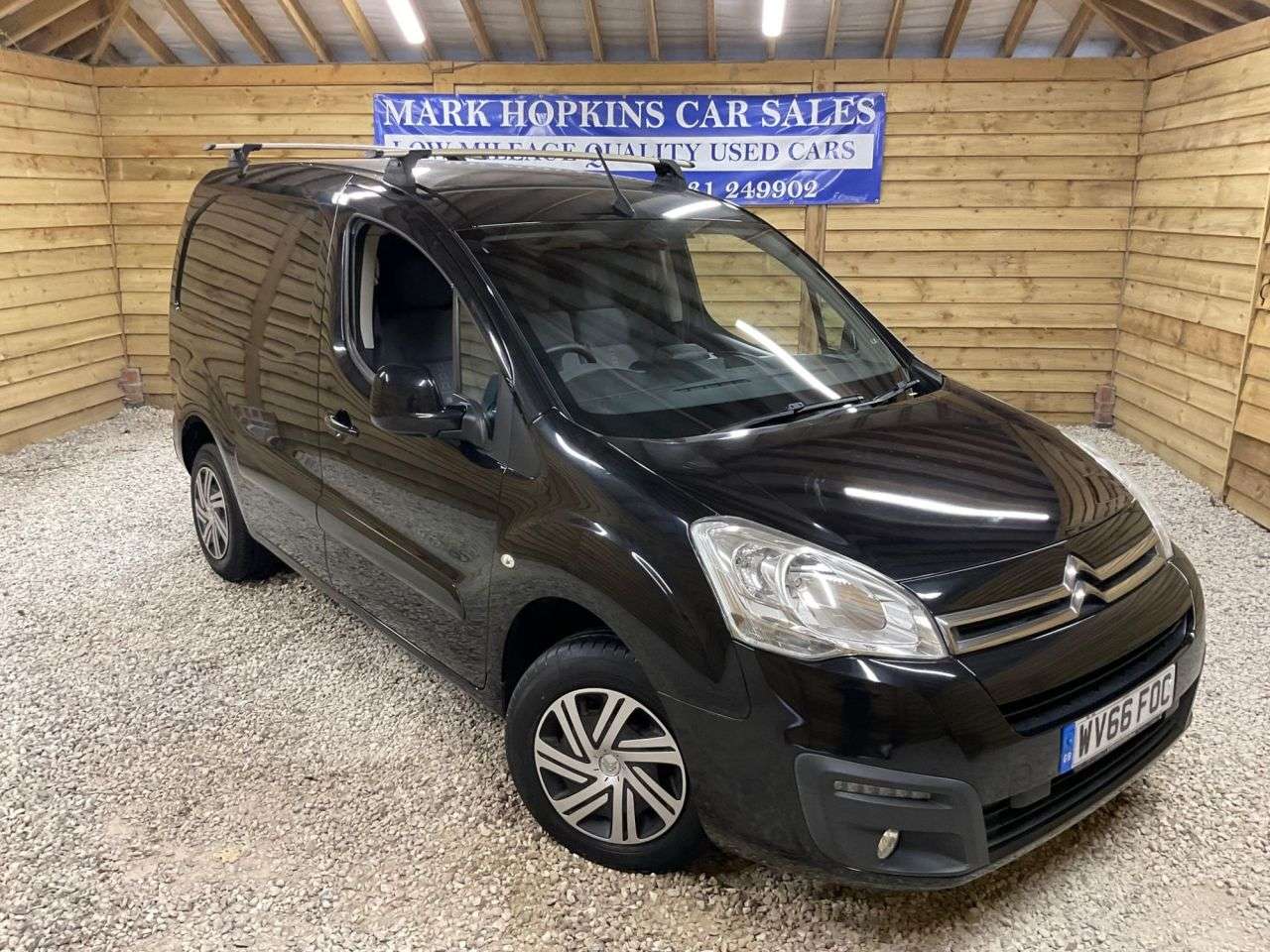 A 2016 CITROEN BERLINGO 1.6 HDi 850 Enterprise Panel Van 5dr Diesel Manual L1 (132 g/km, 90 bhp) ON A 2016 CITROEN BERLINGO 1.6 HDi 850 Enterprise Panel Van 5dr Diesel Manual L1 (132 g/km, 90 bhp) ON