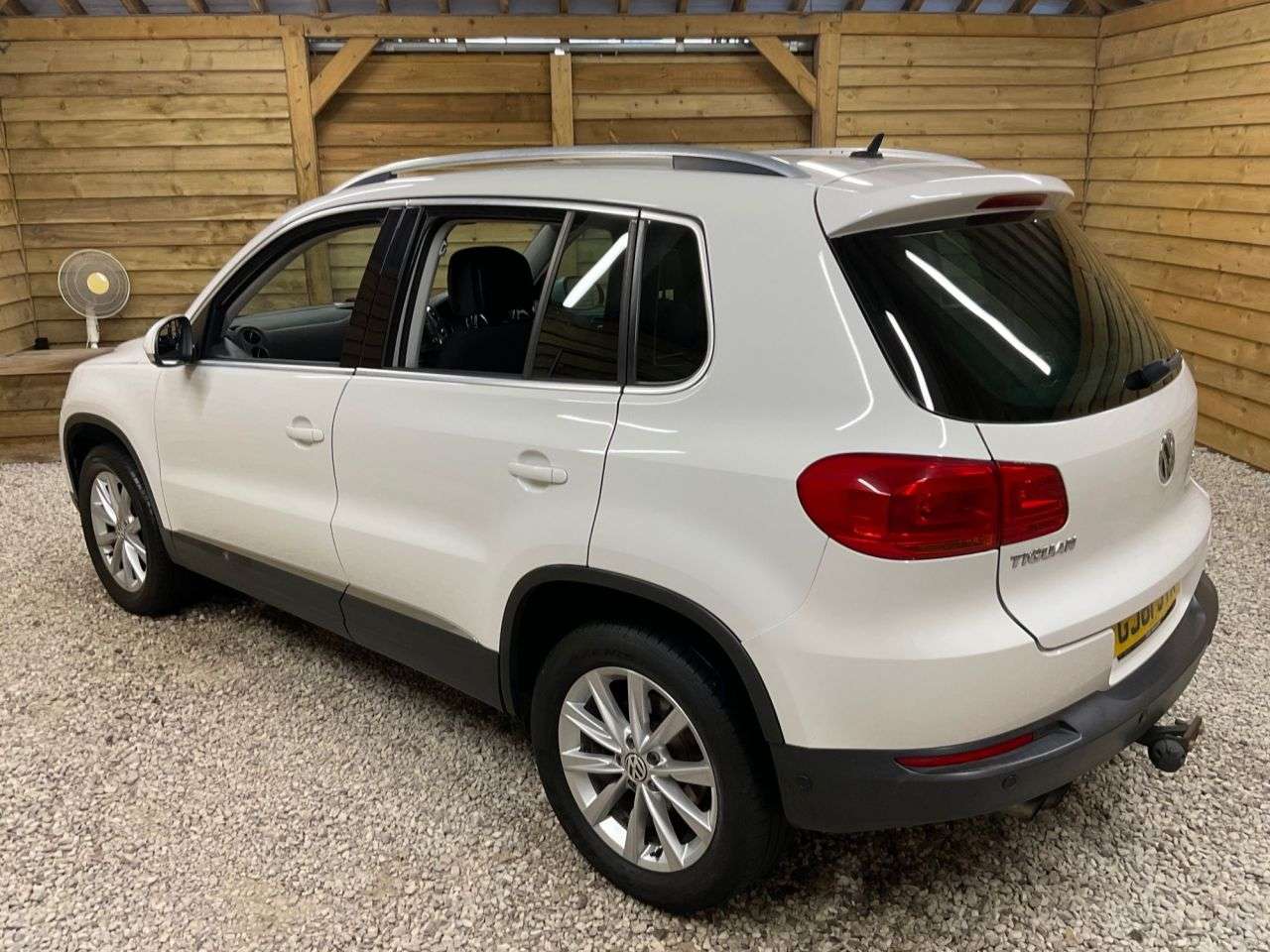 2011 VOLKSWAGEN TIGUAN 2011 VOLKSWAGEN TIGUAN