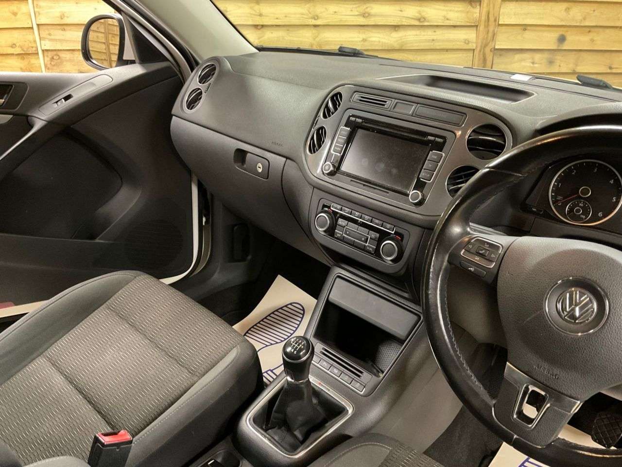 2011 VOLKSWAGEN TIGUAN 2011 VOLKSWAGEN TIGUAN