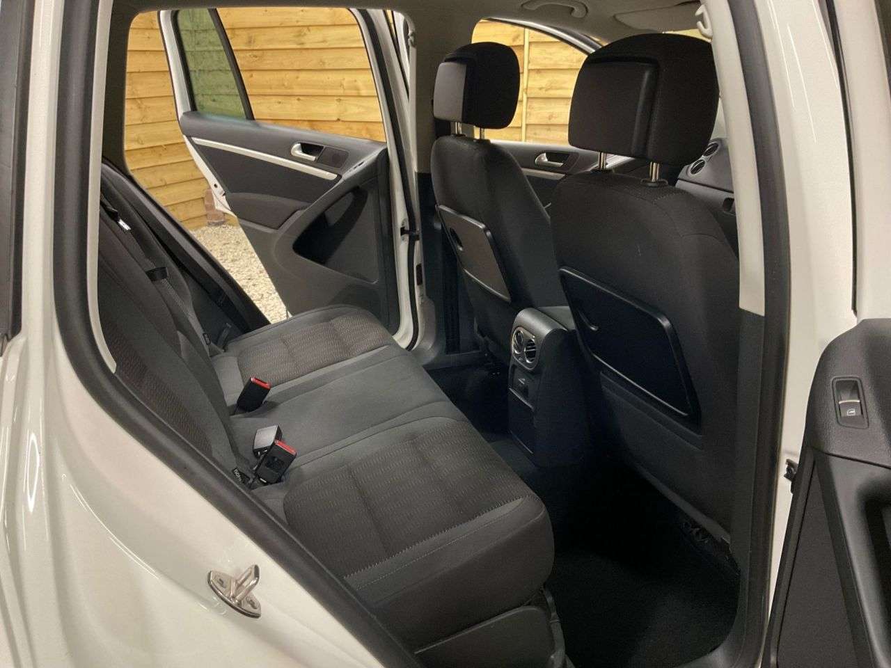2011 VOLKSWAGEN TIGUAN 2011 VOLKSWAGEN TIGUAN