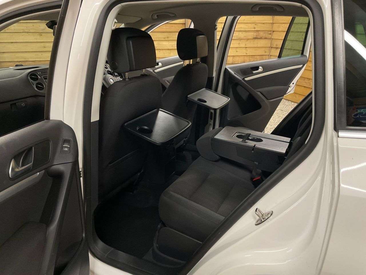 2011 VOLKSWAGEN TIGUAN 2011 VOLKSWAGEN TIGUAN
