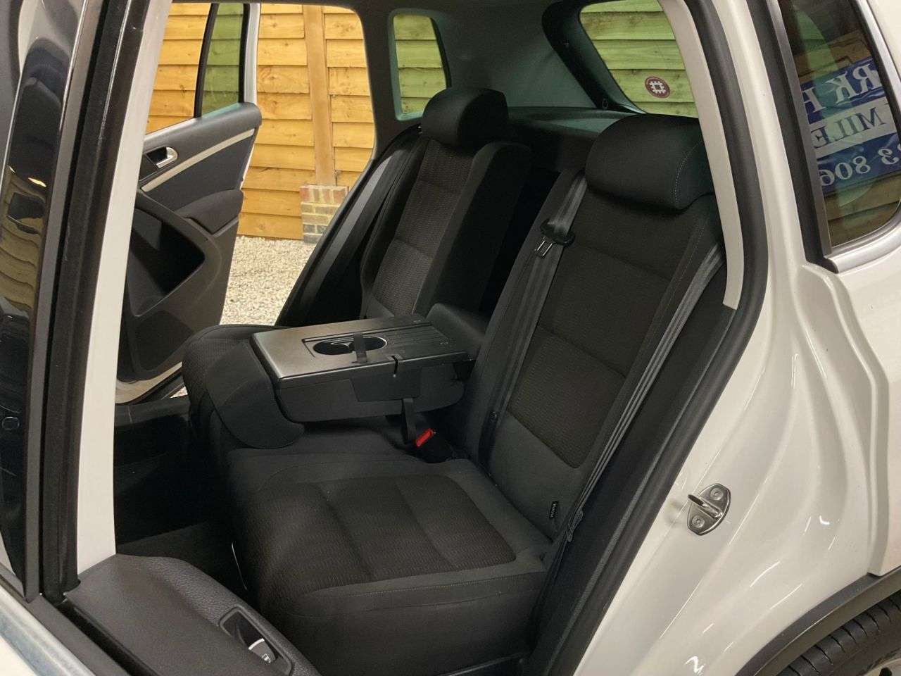 2011 VOLKSWAGEN TIGUAN 2011 VOLKSWAGEN TIGUAN