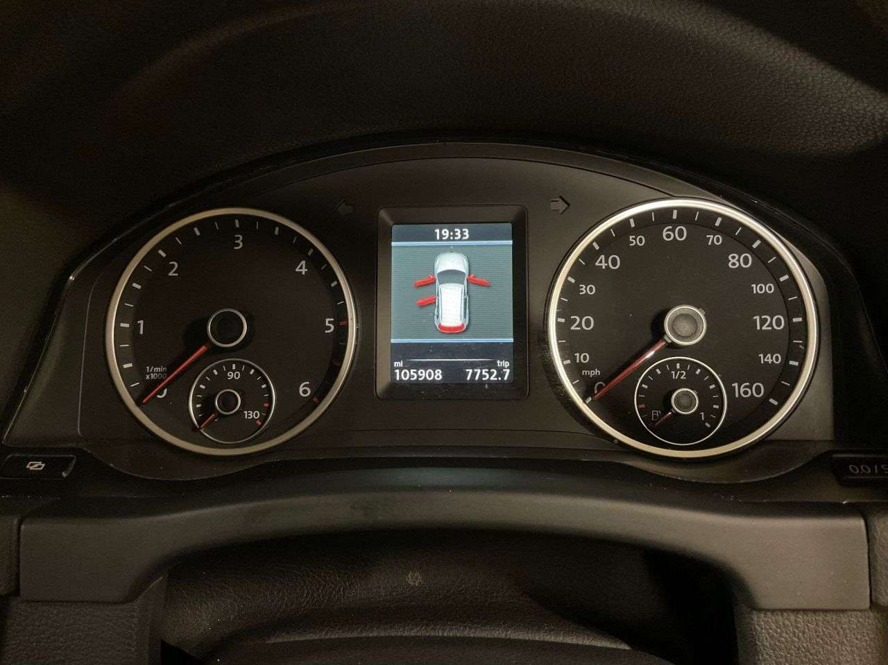 2011 VOLKSWAGEN TIGUAN 2011 VOLKSWAGEN TIGUAN
