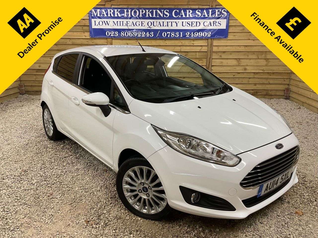A 2014 FORD FIESTA 1.6 Titanium Hatchback 5dr Petrol Powershift Euro 5 (105 ps) DEMO+ONE LOCAL A 2014 FORD FIESTA 1.6 Titanium Hatchback 5dr Petrol Powershift Euro 5 (105 ps) DEMO+ONE LOCAL