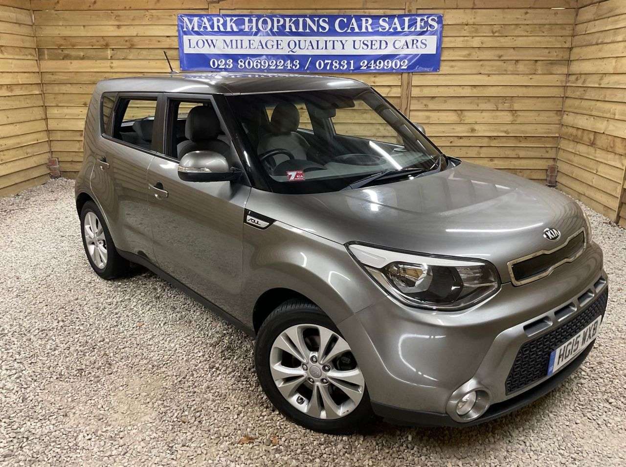 A 2015 KIA SOUL 1.6 CRDi Connect Plus SUV 5dr Diesel Auto Euro 5 (126 bhp) 1 LOCAL LADY OWN A 2015 KIA SOUL 1.6 CRDi Connect Plus SUV 5dr Diesel Auto Euro 5 (126 bhp) 1 LOCAL LADY OWN