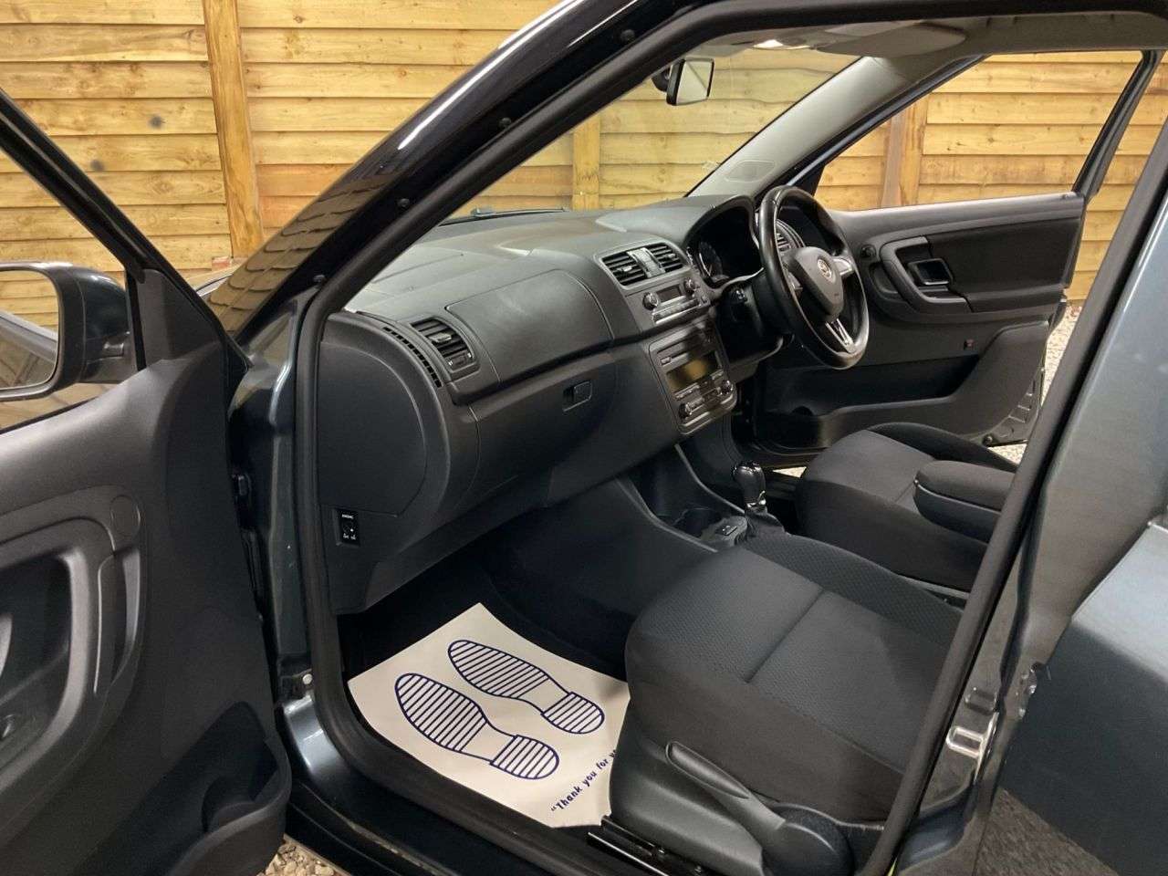 2014 SKODA FABIA 2014 SKODA FABIA