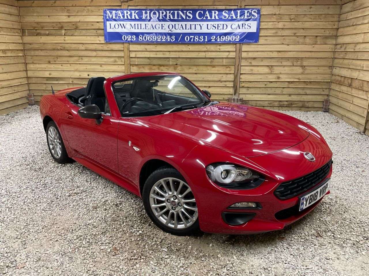 A 2018 FIAT 124 SPIDER 1.4 MultiAir Classica Convertible 2dr Petrol Euro 6 (140 ps) HIGH SPEC £1,1 A 2018 FIAT 124 SPIDER 1.4 MultiAir Classica Convertible 2dr Petrol Euro 6 (140 ps) HIGH SPEC £1,1