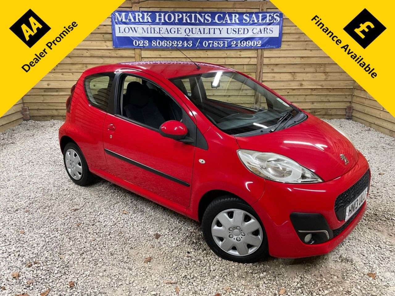 A 2013 PEUGEOT 107 1.0 12V Active Hatchback 3dr Petrol 2 Tronic Euro 5 (68 ps) 1LOCAL LADY RAR A 2013 PEUGEOT 107 1.0 12V Active Hatchback 3dr Petrol 2 Tronic Euro 5 (68 ps) 1LOCAL LADY RAR