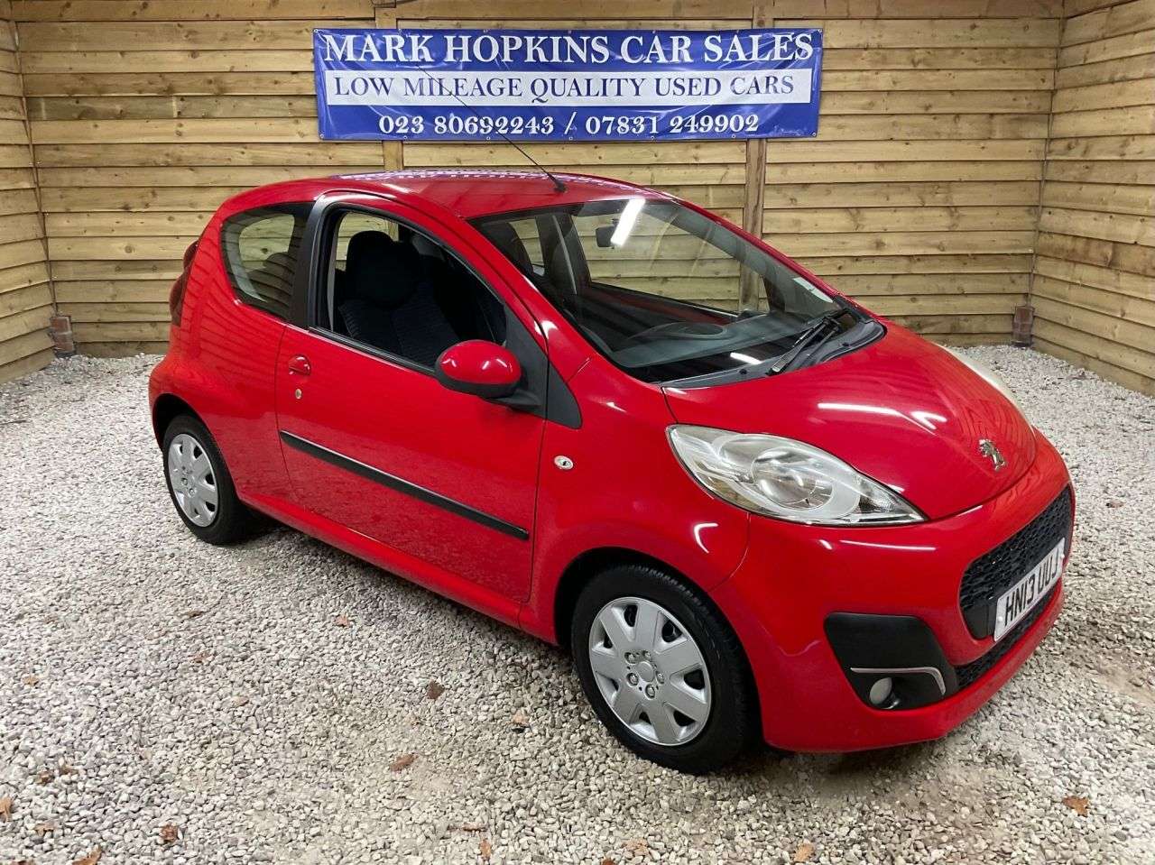 2013 PEUGEOT 107 2013 PEUGEOT 107