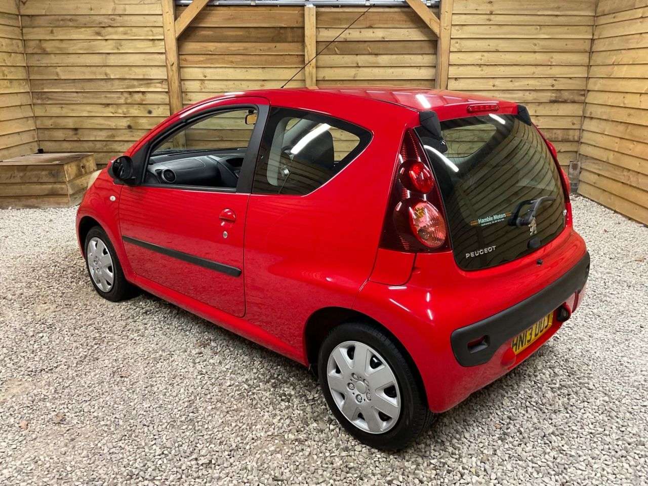 2013 PEUGEOT 107 2013 PEUGEOT 107