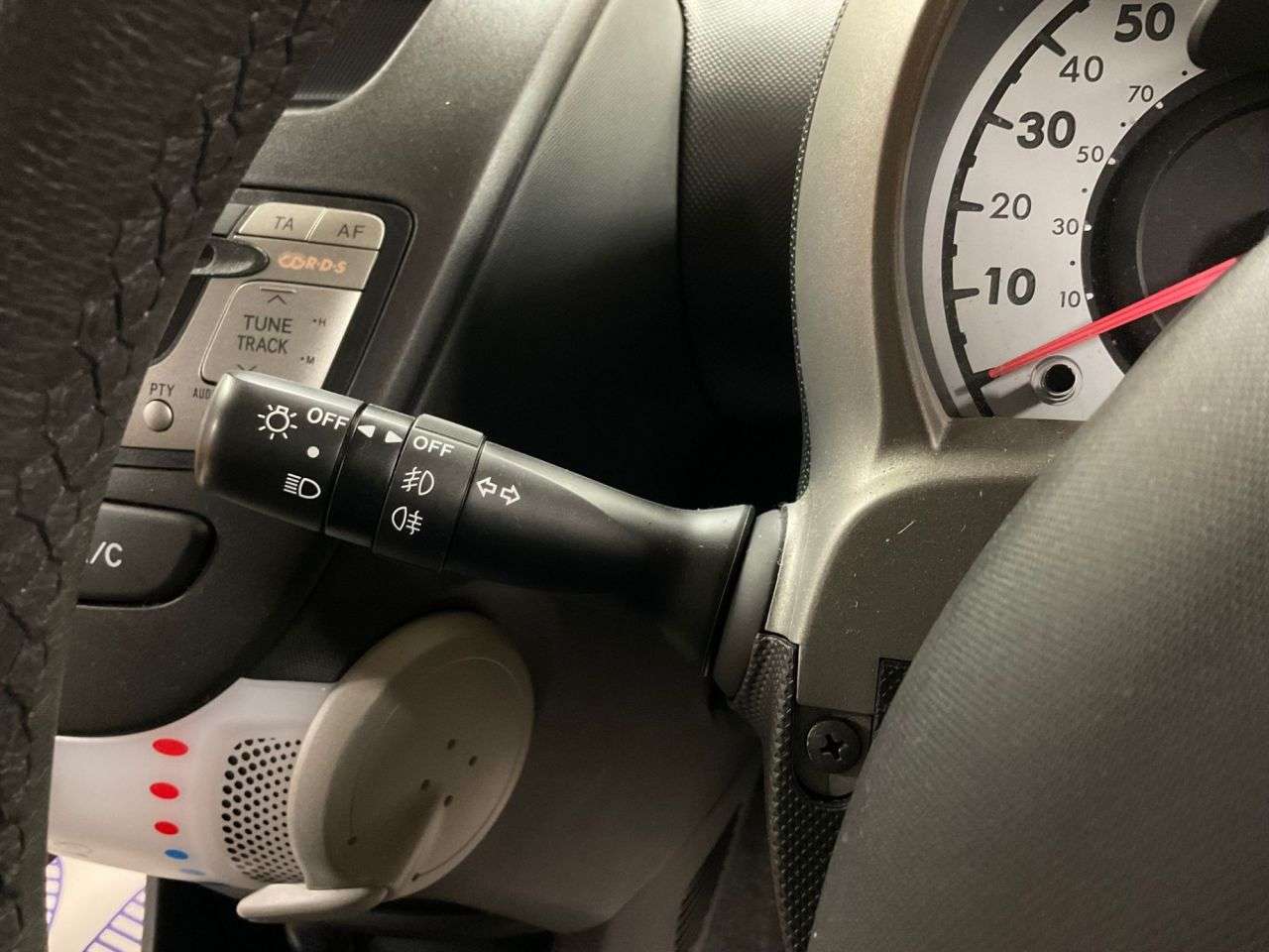 2013 PEUGEOT 107 2013 PEUGEOT 107