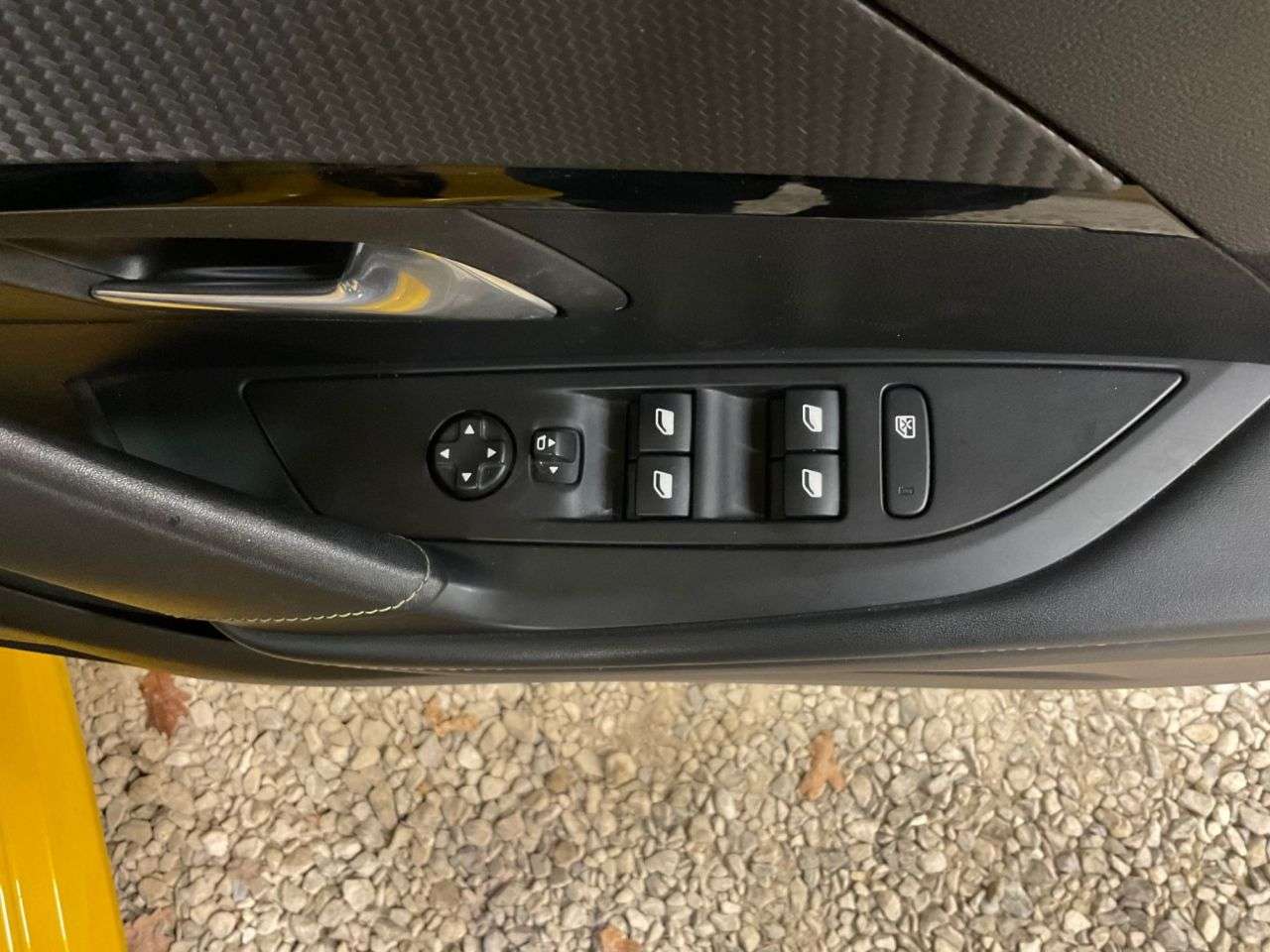 2021 PEUGEOT 208 2021 PEUGEOT 208