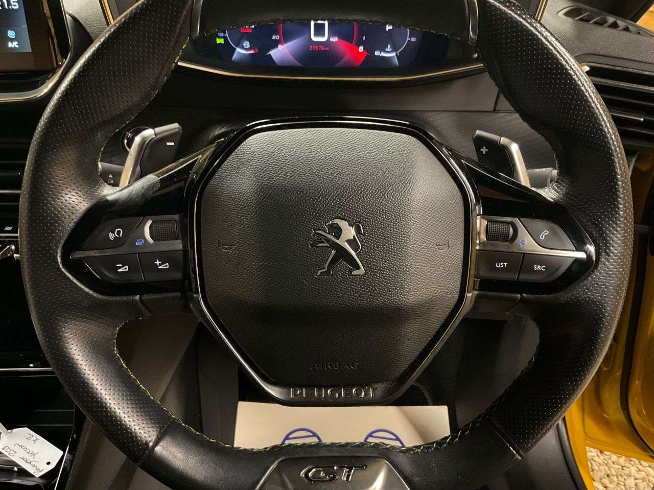 2021 PEUGEOT 208 2021 PEUGEOT 208