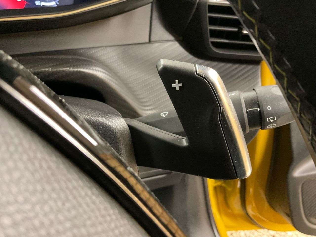 2021 PEUGEOT 208 2021 PEUGEOT 208