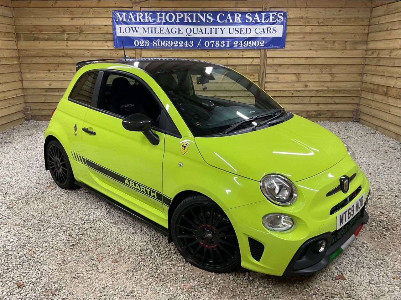 A 2019 ABARTH 500 595 COMPETIZIONE A 2019 ABARTH 500 595 COMPETIZIONE