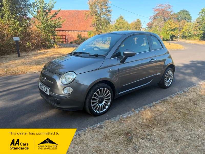 A 2012 FIAT 500 LOUNGE Fab Colour great history A 2012 FIAT 500 LOUNGE Fab Colour great history