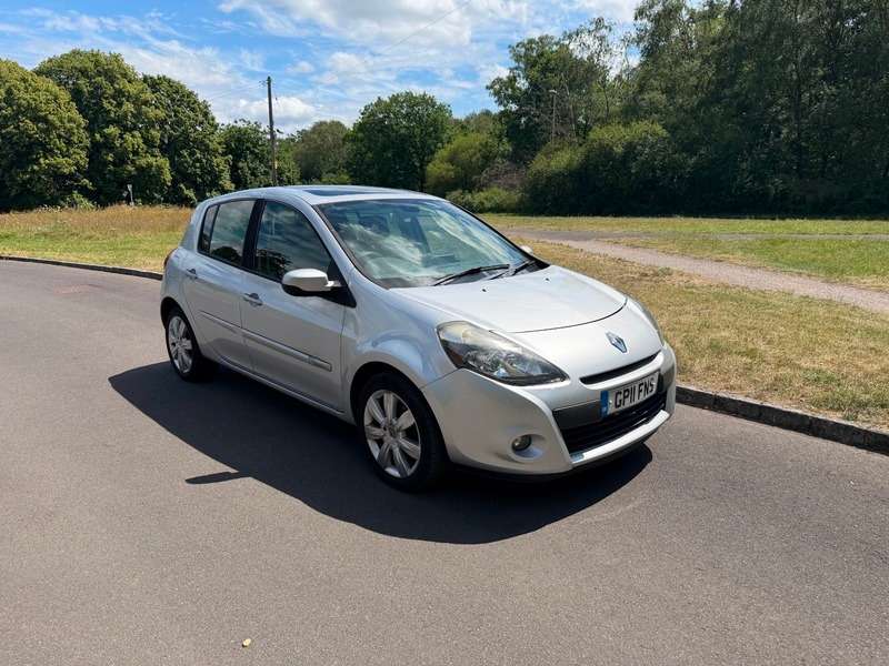2011 RENAULT CLIO 2011 RENAULT CLIO