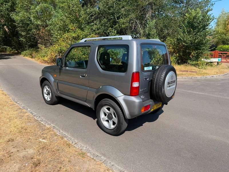 A 2007 SUZUKI JIMNY JLX PLUS VVti FULL history Stunning low miles A 2007 SUZUKI JIMNY JLX PLUS VVti FULL history Stunning low miles