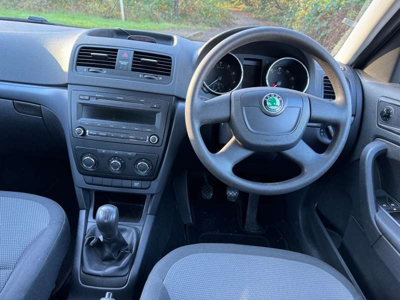 2011 SKODA YETI 2011 SKODA YETI