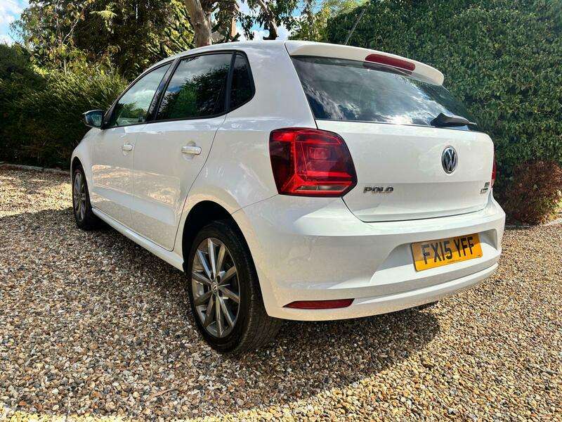 2015 VOLKSWAGEN POLO 2015 VOLKSWAGEN POLO