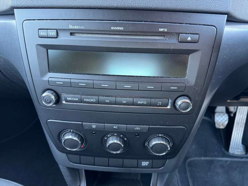 2011 SKODA YETI 2011 SKODA YETI