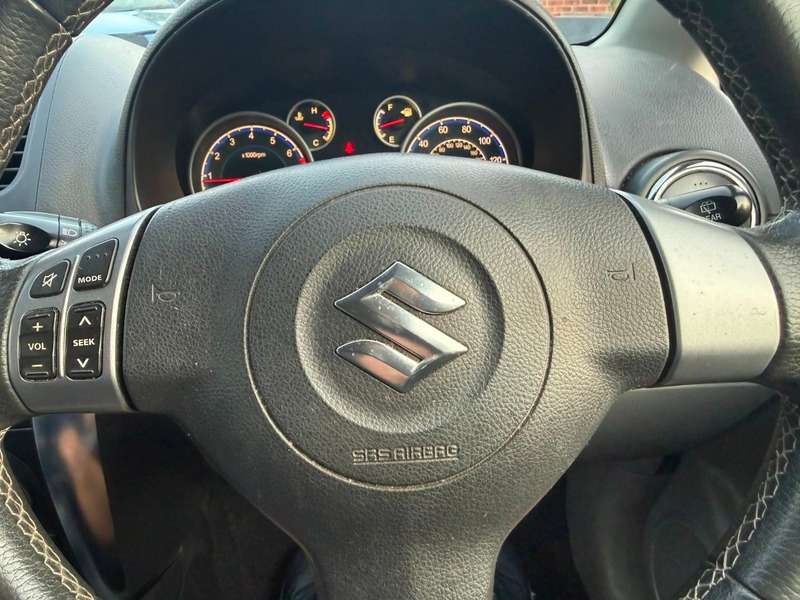 2011 SUZUKI SX4 2011 SUZUKI SX4