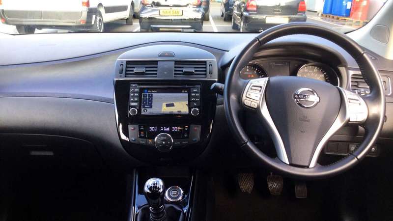 A 2015 NISSAN PULSAR N-TEC DIG-T Fabulous specification ULEZ FREE Top history A 2015 NISSAN PULSAR N-TEC DIG-T Fabulous specification ULEZ FREE Top history