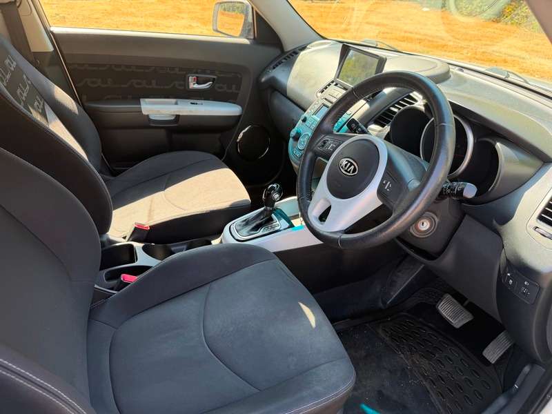 A 2011 KIA SOUL CRDI 2 AUTO Fabulous history A 2011 KIA SOUL CRDI 2 AUTO Fabulous history