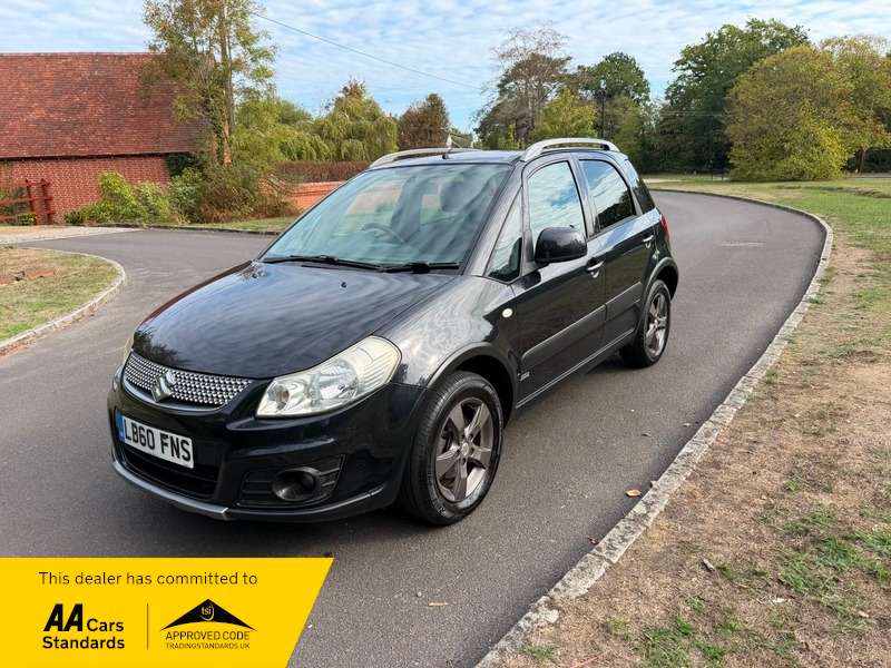 A 2011 SUZUKI SX4 SZ-L Super Family Car good history A 2011 SUZUKI SX4 SZ-L Super Family Car good history