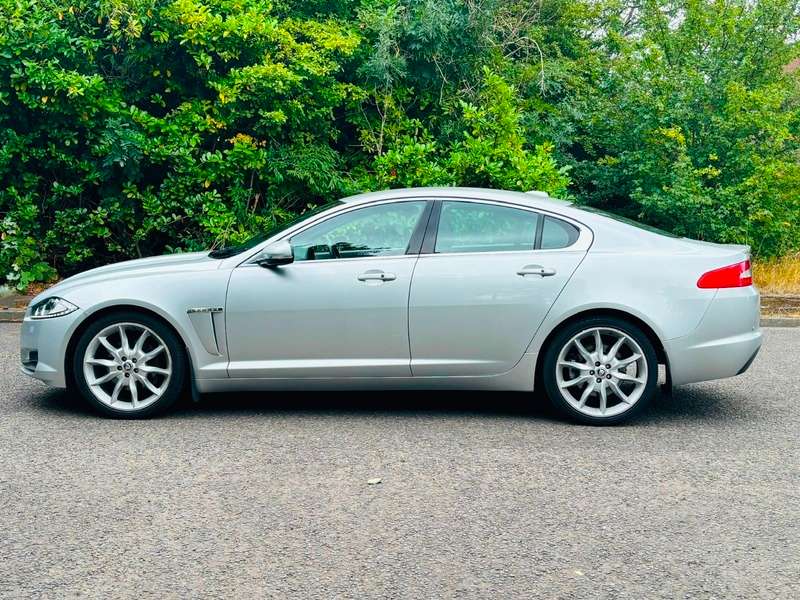 2012 JAGUAR XF 2012 JAGUAR XF