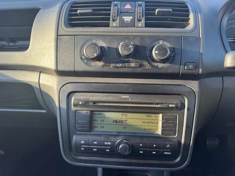 2009 SKODA FABIA 2009 SKODA FABIA