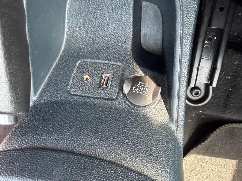 2012 FORD FIESTA 2012 FORD FIESTA