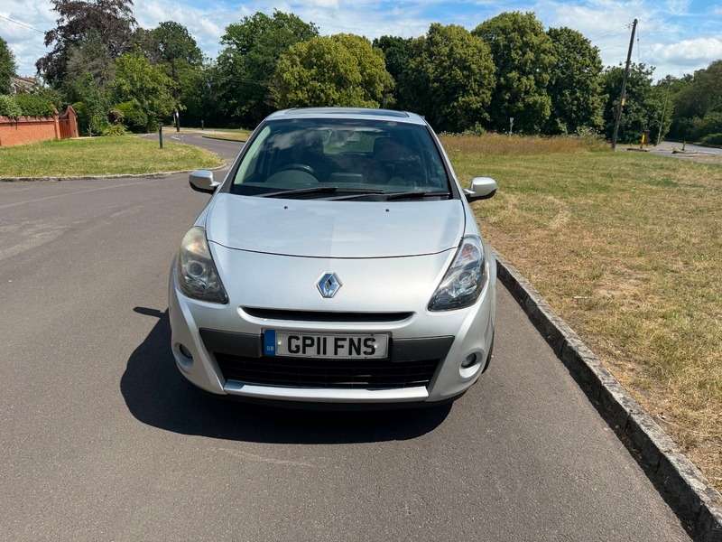 2011 RENAULT CLIO 2011 RENAULT CLIO