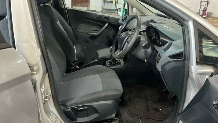 2011 FORD FIESTA 2011 FORD FIESTA