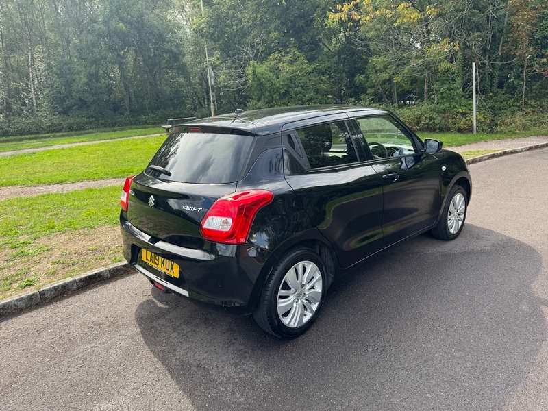 2019 SUZUKI SWIFT 2019 SUZUKI SWIFT