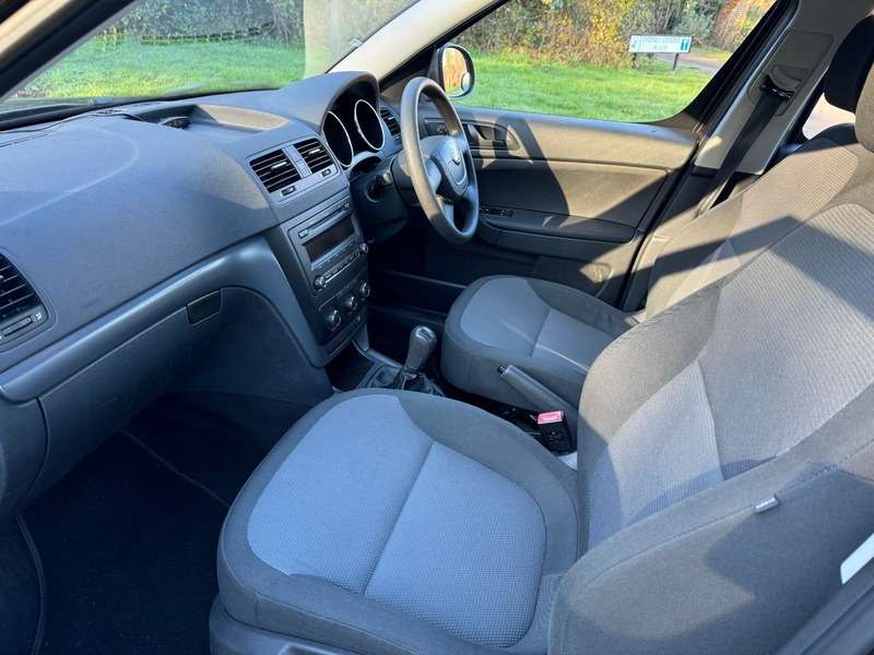 2011 SKODA YETI 2011 SKODA YETI