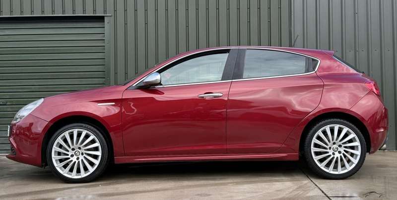 2012 ALFA ROMEO GIULIETTA 2012 ALFA ROMEO GIULIETTA